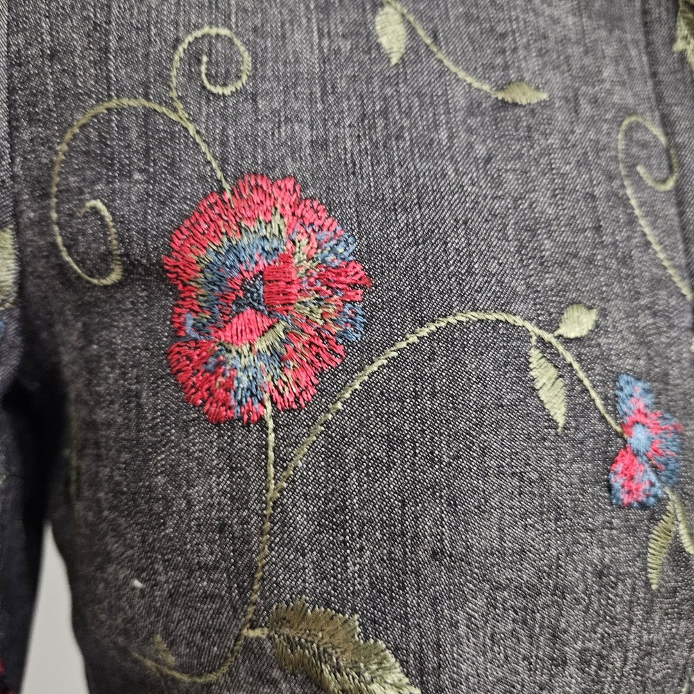 WORTH Embroidered Denim Jacket Floral Fitted Button Front Women’s Size 6 Blazer - Picture 9 of 14